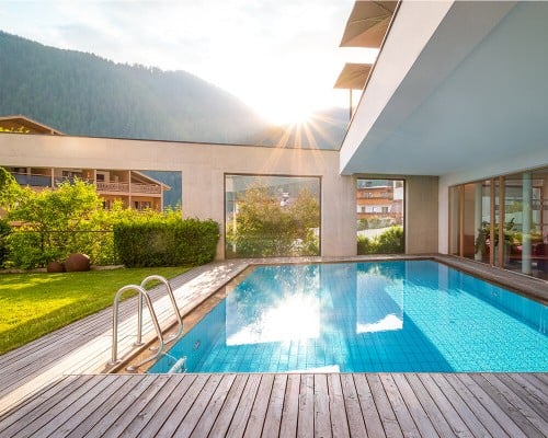 Journal Gewinnspiel Frühling 2025 - Hotel Valserhof