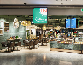 Eingang vom INTERSPAR Restaurant