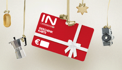 Eine Geschenkkarte aufgehängt an einem Band