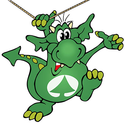 Ein kleiner grüner Drache hängt an einem Seil