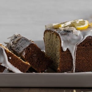 Sallys Zitronen-Mohn-Kastenkuchen