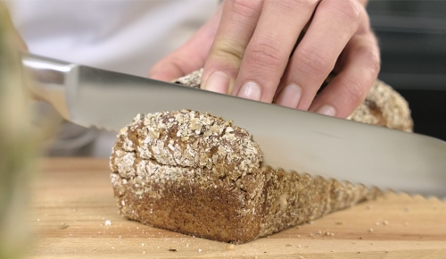 Video Thumbnail zum Video "SIMPEX Professional Brotmesser"