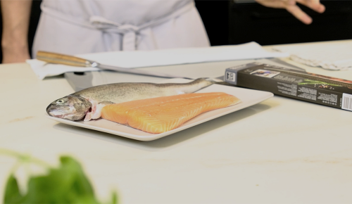 Video Thumbnail zum Video "SIMPEX Professional Fleisch- und Fischmesser"