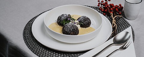 Didi Maiers Mohnknöderl mit Vanillesauce