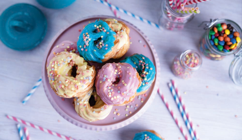 Sallys Faschings-Spritzkuchen mit Sträuseln