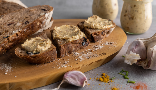 Pflaumenbrot mit Aufstrich von Sally
