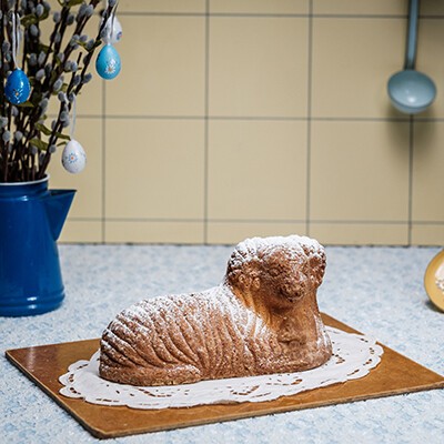 SPAR Mahlzeit! Ein Osterlamm von von Oma Susi von der Vollpension in Wien