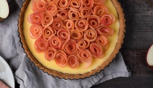 Sallys Apfel-Rosen-Tarte