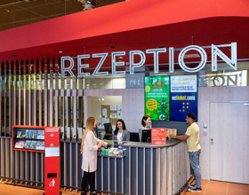 Rezeption eines INTERSPAR Hypermarkts