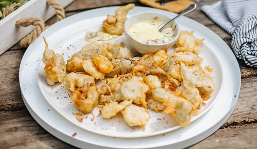 SPAR Mahlzeit Artischocken und Kartoffeln im Backteig
