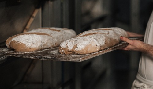 Brot im Ofen