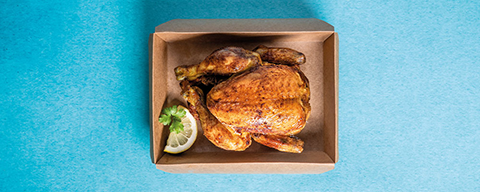 Frisch gebratenes Grillhendl von der INTERSPAR Market Kitchen