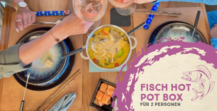 Zwei Personen beim Essen und ein Logo mit der Aufschrift "Fisch Hot Pot Box für 2 Personen"