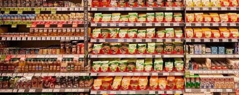 Ein ganzes INTERSPAR-Regal mit Gewürzen