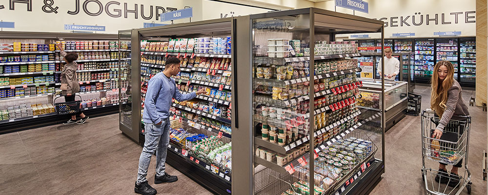 Blick in die Molkereiprodukte-Abteilung im INTERSPAR Am Schottentor