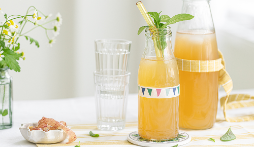 SPAR Mahlzeit Limonade aus Apfel- und Birnenschalen