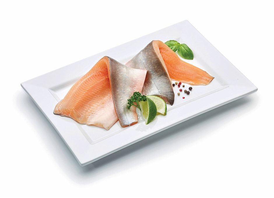 Gut Dornau Seesaiblingsfilet mit Haut 1 KG