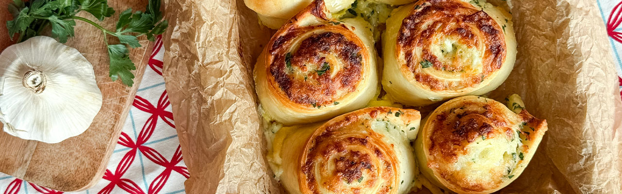 Käse-Knoblauch-Schnecken_1280x400.jpg