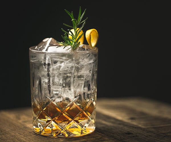 Kräuter Cocktails