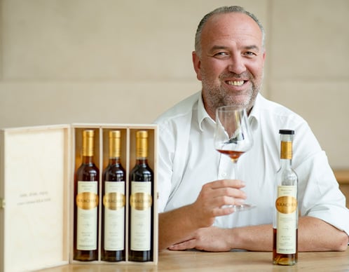 Weingut-Kracher-Winzerbild.jpg