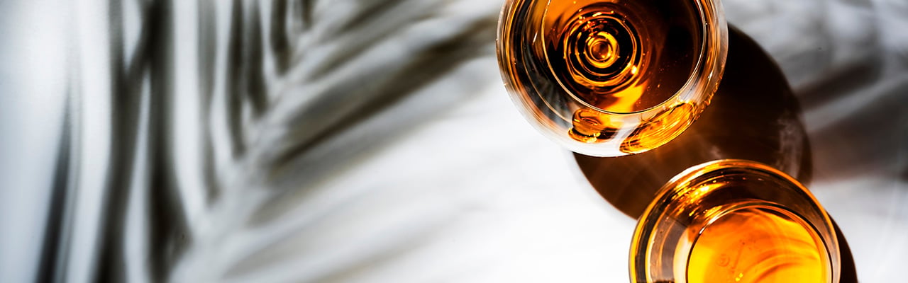 Weisser_brauner_Rum_Header_Desktop.jpg
