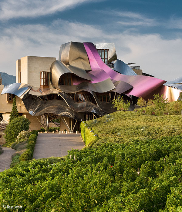 Das Hotel des Weinguts Marqués de Riscal in Elciego 